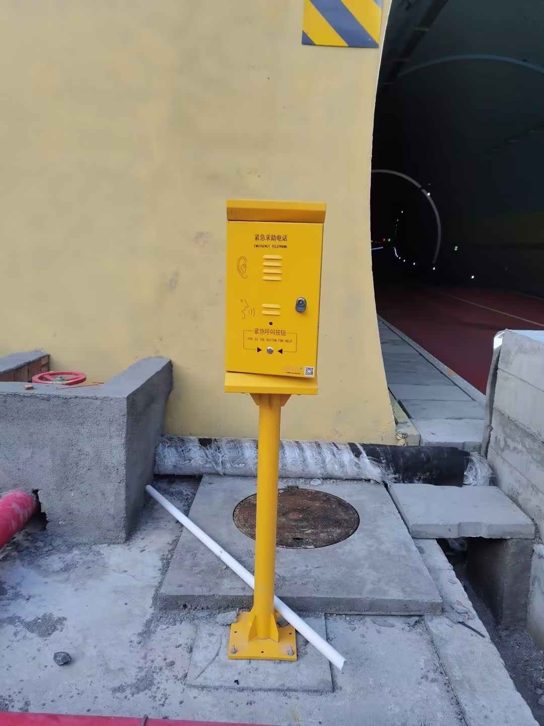 40285693.jpg 40285693.jpg
